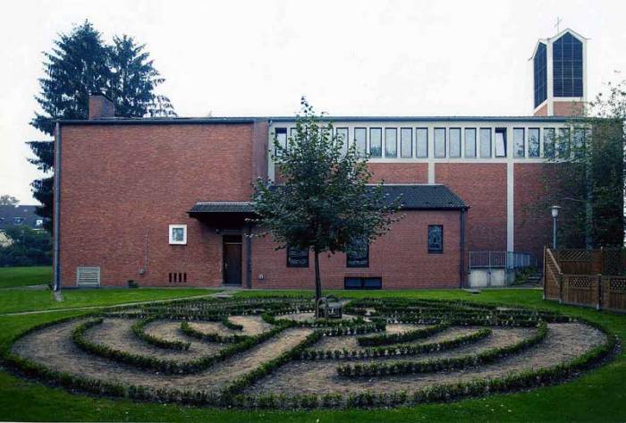 Luftbild vom Labyrinth © Google-Maps