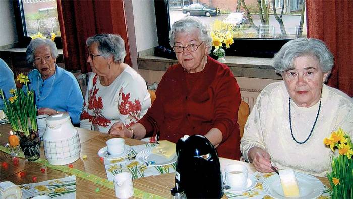 60+-